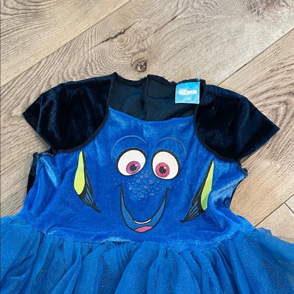 Disney Finding Nemo - Dory Blue and Yellow Fish Character Kids Costume - Picture 2 of 4